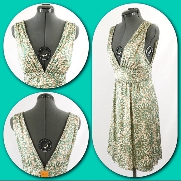 BCBGeneration Beautiful Abstract Print Satin Dress.Size 6, NWT! - Picture 5 of 6